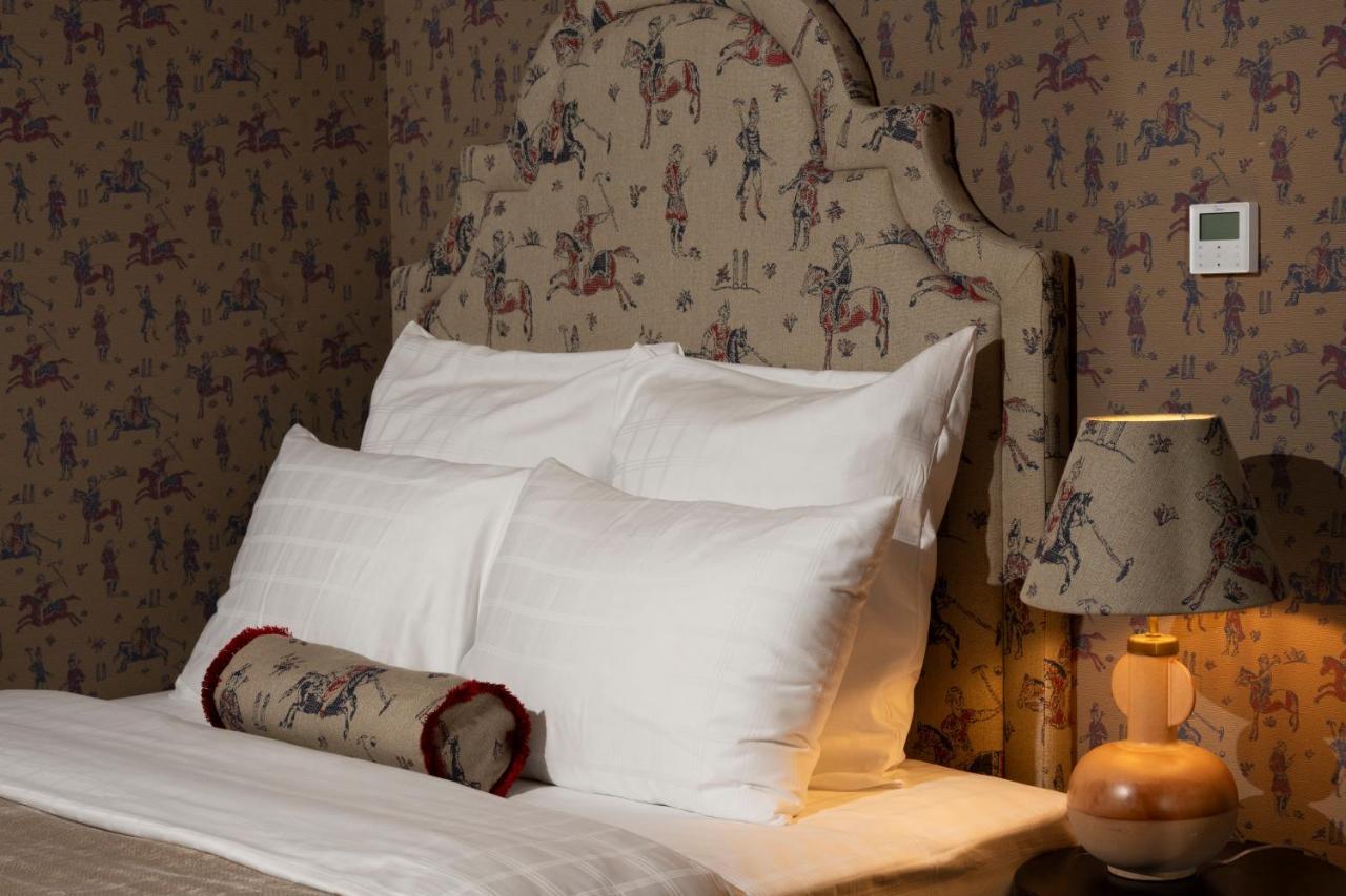 Communal Hotel Kutaiszi Kültér fotó