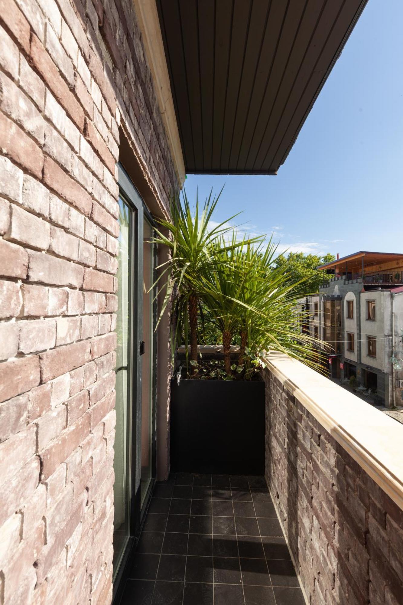 Communal Hotel Kutaiszi Szoba fotó